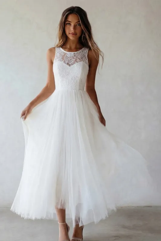White Round Neck A Line Tulle Lace Engagement Dress made by Zapaka