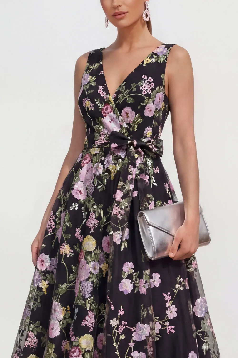 Black V-Neck Midi A Line Floral Dress with Bow sold by Zapaka product image thumbnail 3