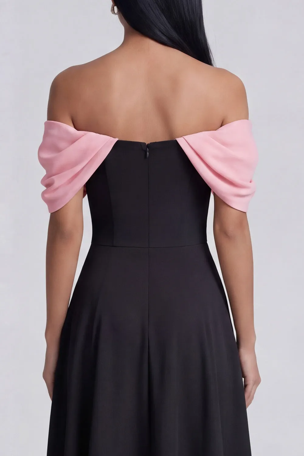 Black A-Line Off the Shoulder Ruched Midi Dress sold by Zapaka product image thumbnail 5