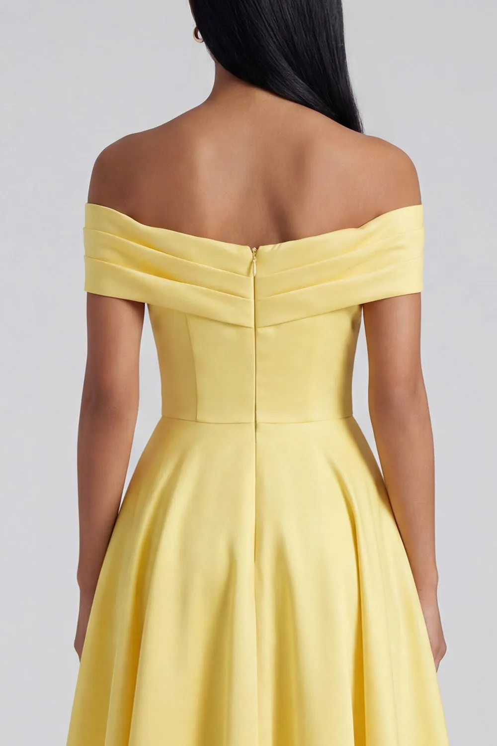 Off the Shoulder Yellow A-Line Ruched Maxi Dress with Pockets sold by Zapaka product image thumbnail 5