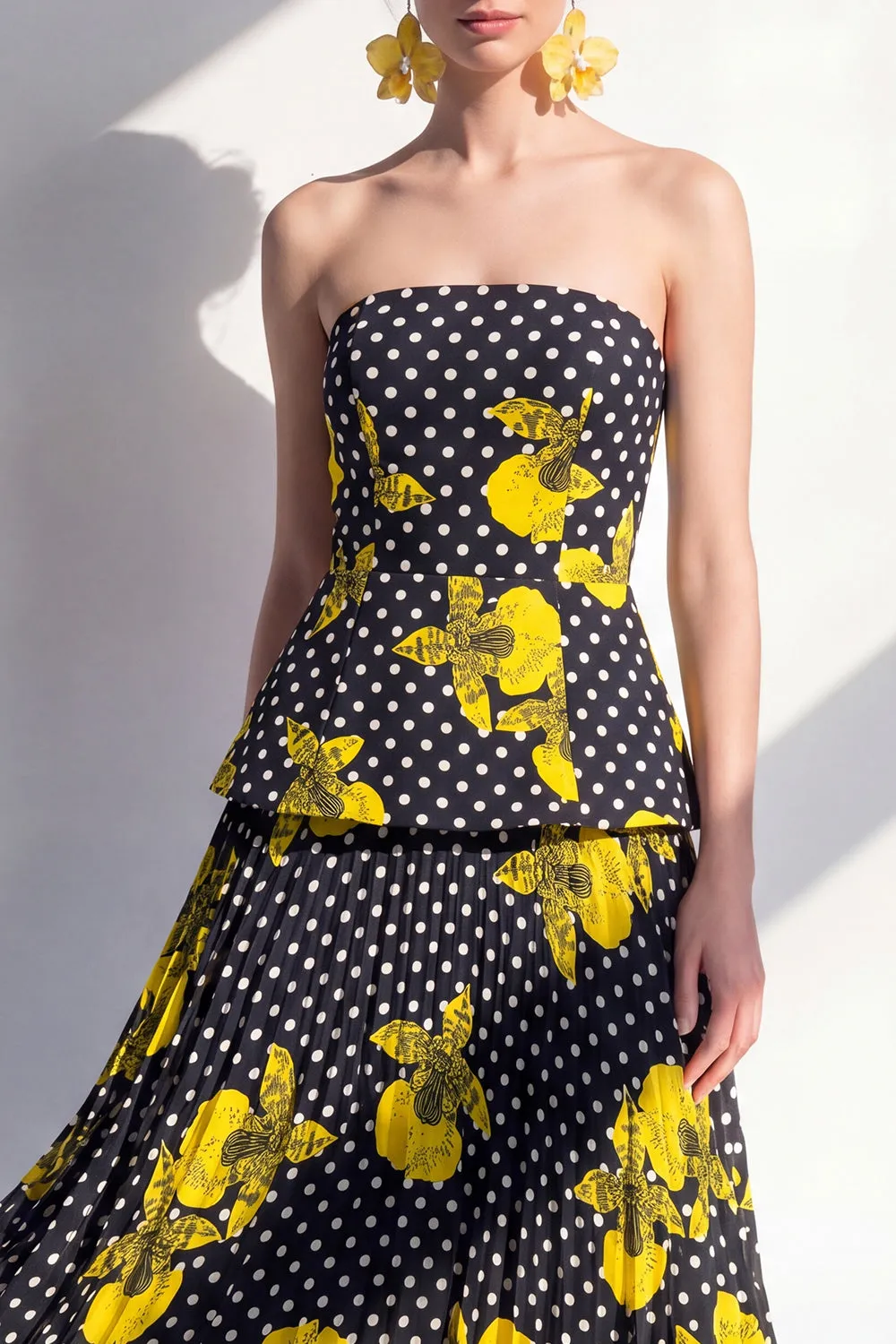 Strapless Black Yellow Flower A-Line Chiffon Midi Dress sold by Zapaka product image thumbnail 3