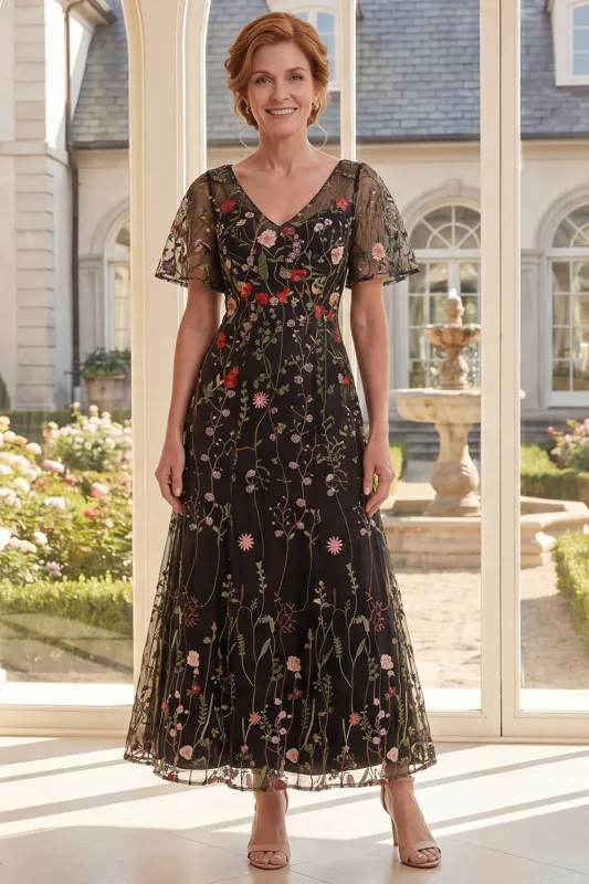 Black Tulle V-Neck Floral Embroidered Long Mother Of the Bride Dress made by Zapaka