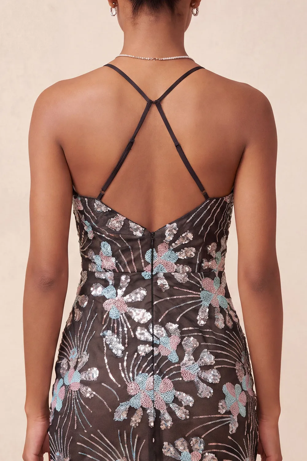 Black Bodycon Spaghetti Straps Sequins Floral Short Homecoming Dress with Slit sold by Zapaka product image thumbnail 5