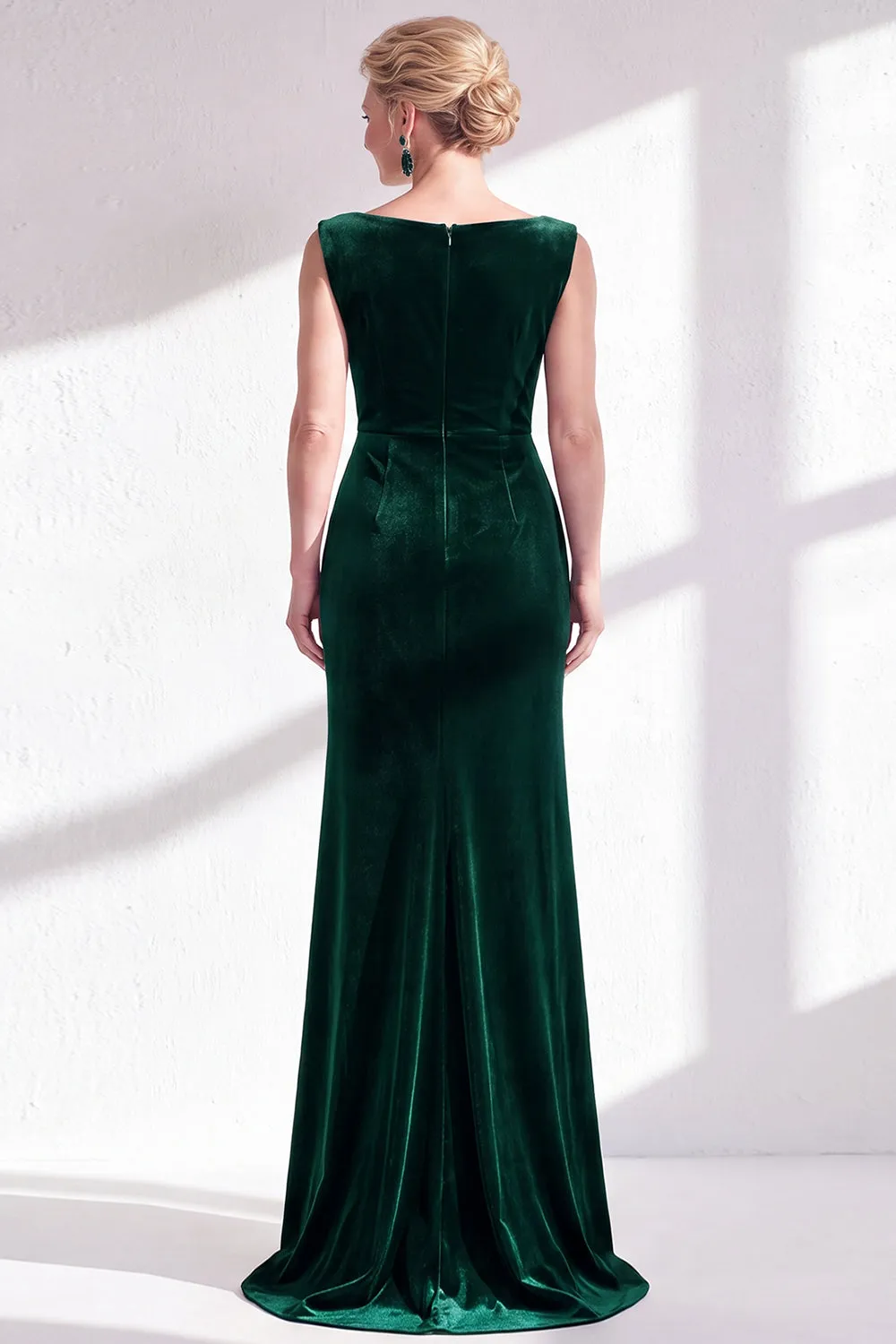 Dark Green Velvet Bateau Neck Ruched Mermaid Long Mother of the Bride Dress with Slit sold by Zapaka product image thumbnail 2