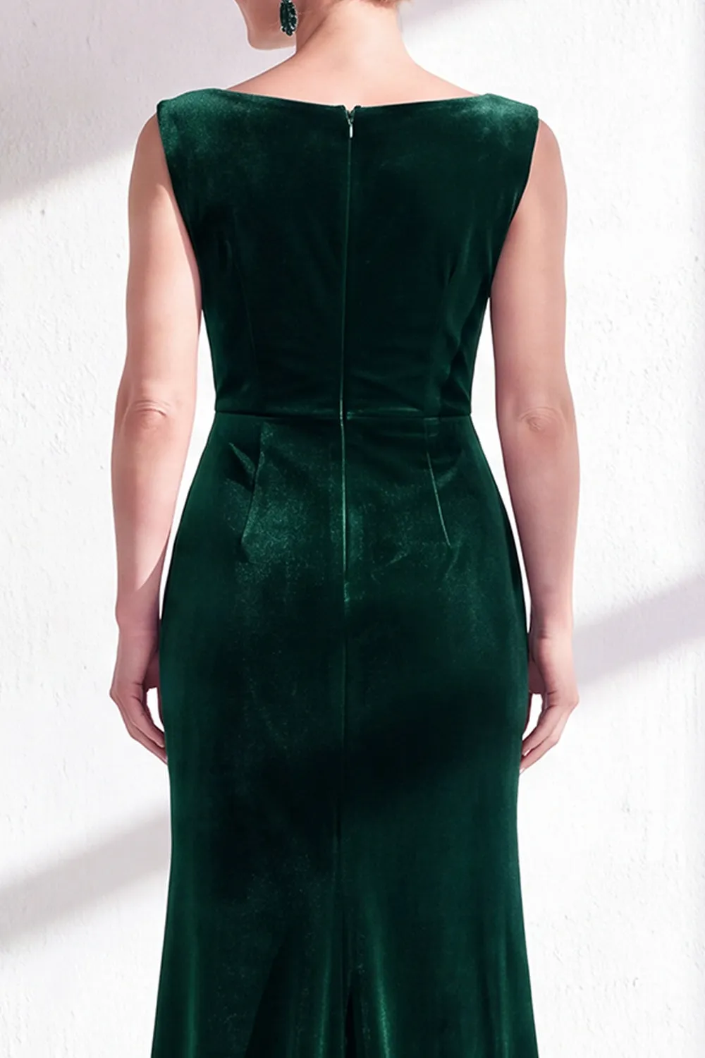 Dark Green Velvet Bateau Neck Ruched Mermaid Long Mother of the Bride Dress with Slit sold by Zapaka product image thumbnail 4