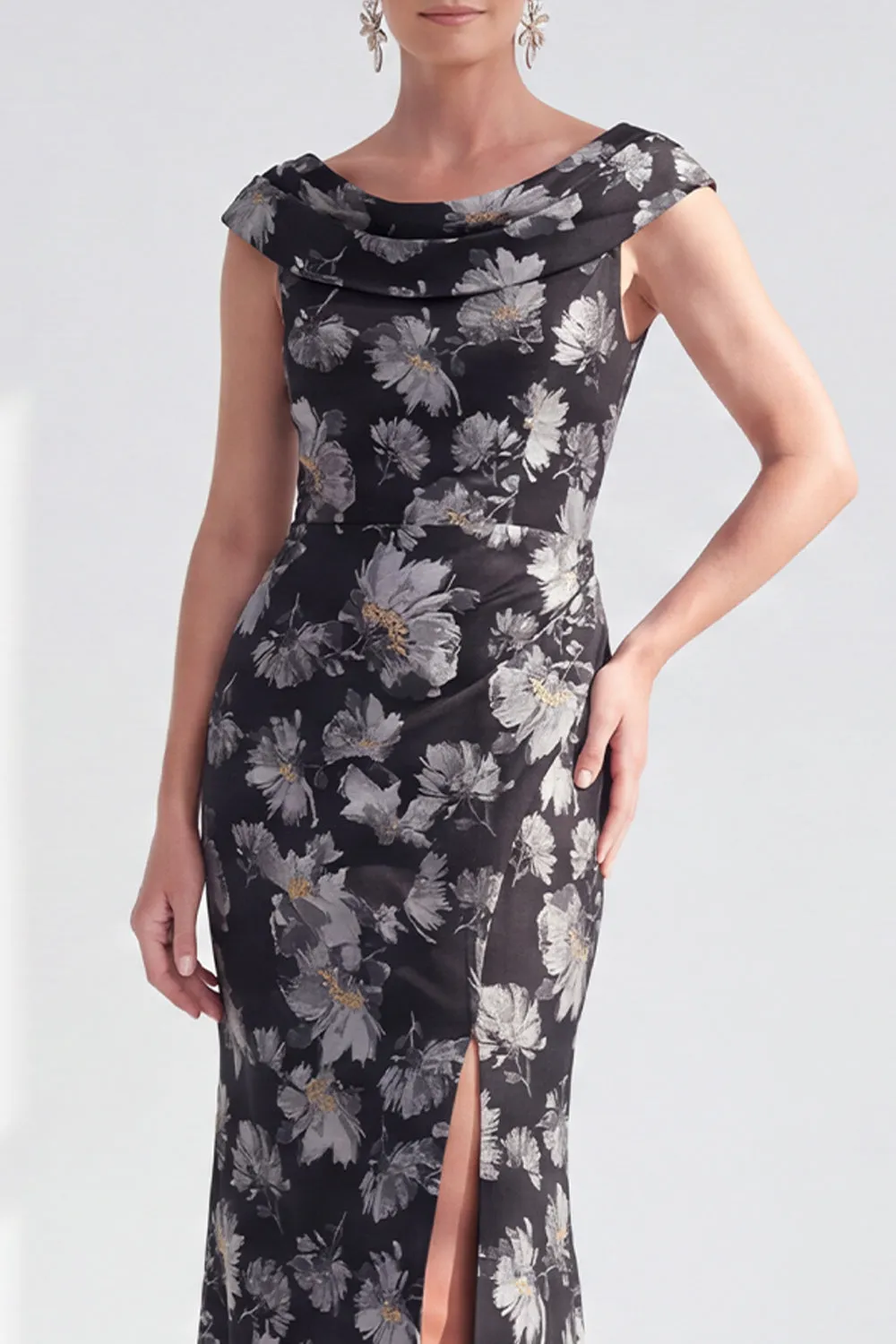 Mermaid Black Floral Long Mother of the Bride Dress with Slit sold by Zapaka product image thumbnail 3