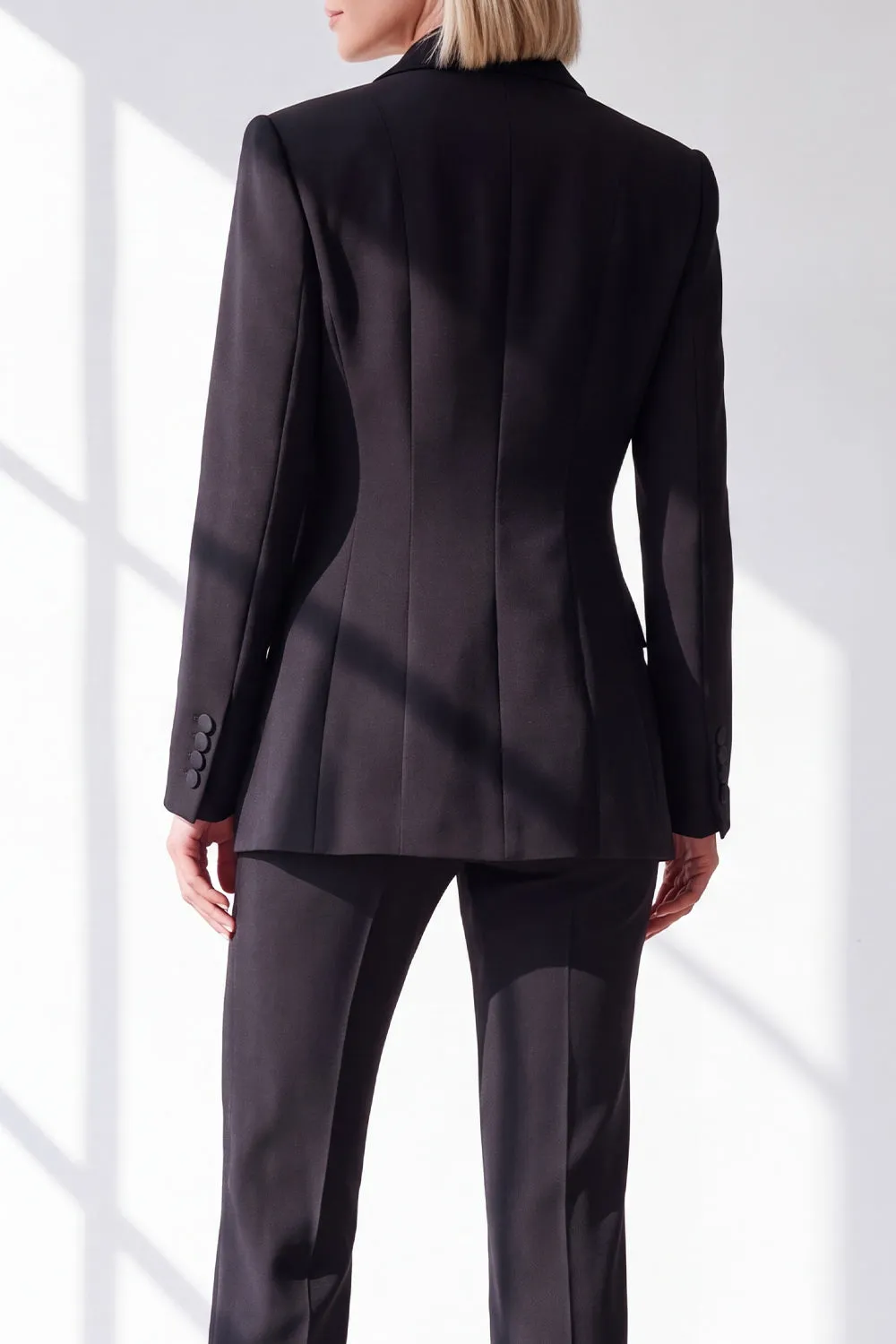 Black Fitted Peak Lapel 2 Piece Double Breasted Women Suits with Pockets sold by Zapaka product image thumbnail 4