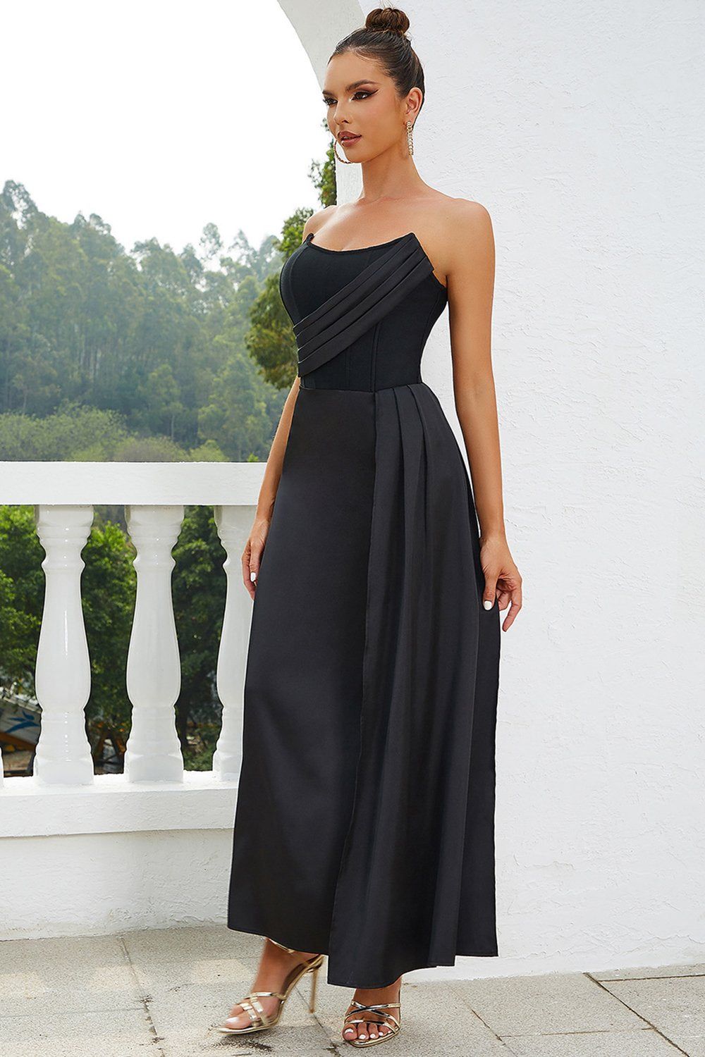 Black Strapless Long Cocktail Dress With Train and Slit sold by Zapaka product image thumbnail 3