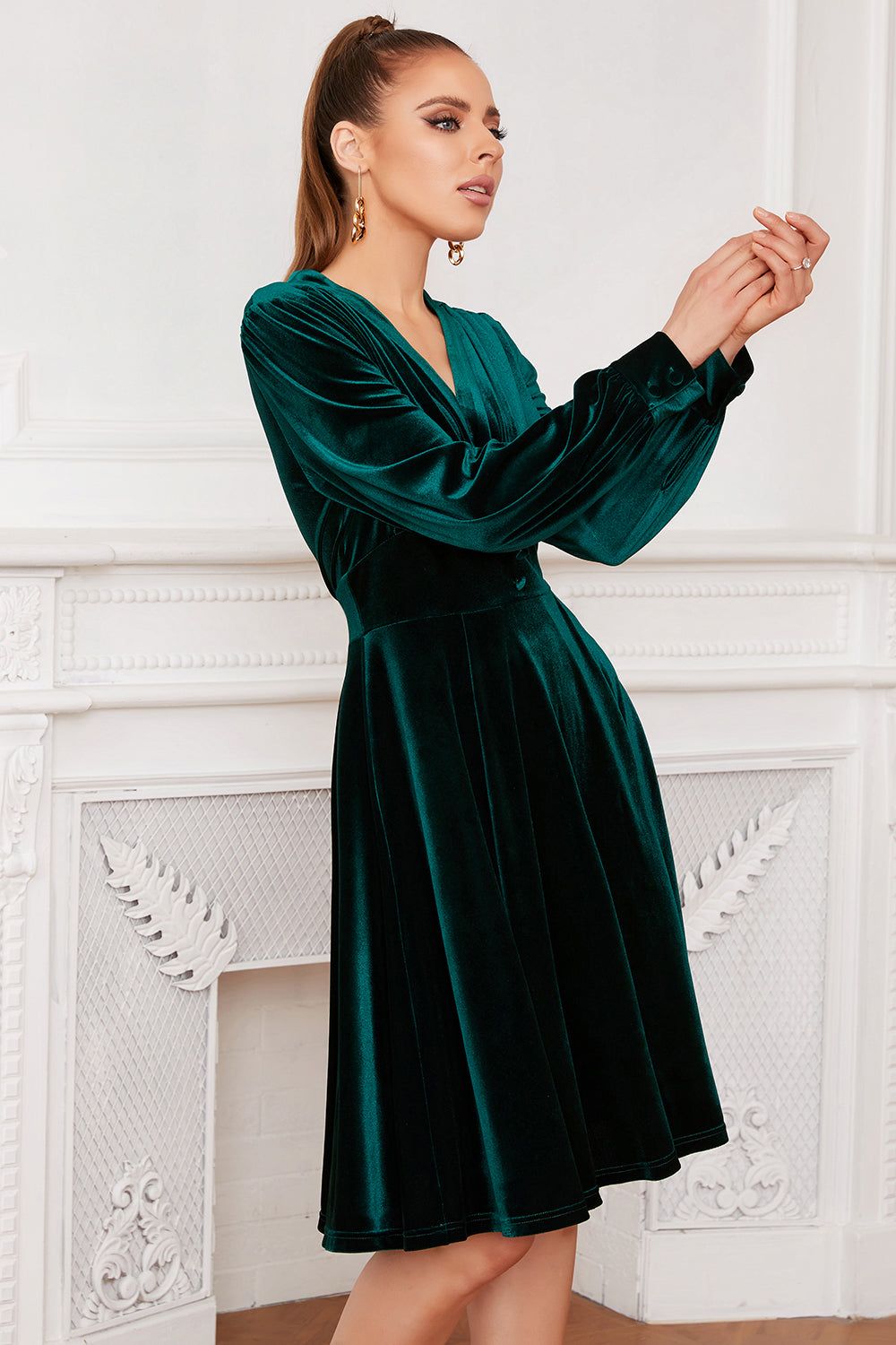 Dark Green Velvet Party Dress With Long Sleeves sold by Zapaka product image thumbnail 4