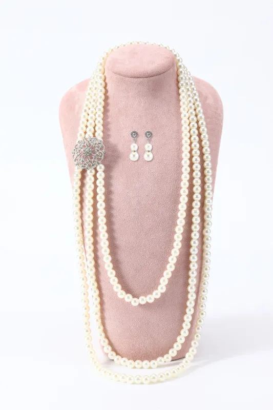 White Pearl 1920s Accessories Set sold by Zapaka