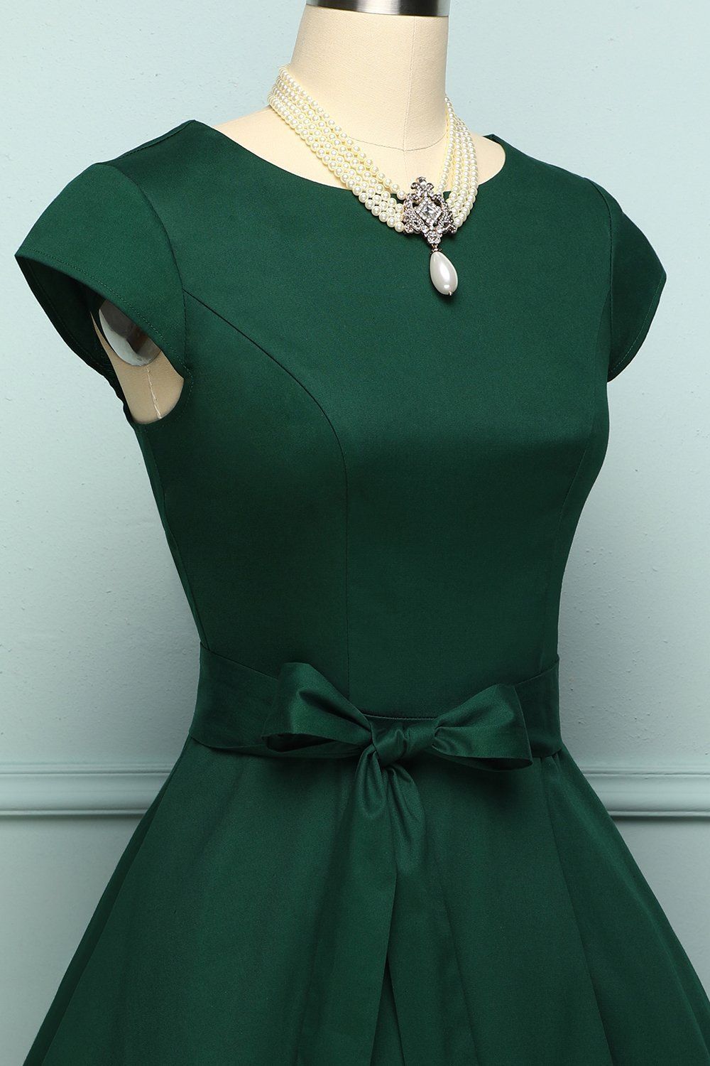 Solid 1950s Swing Dress sold by Zapaka product image thumbnail 3