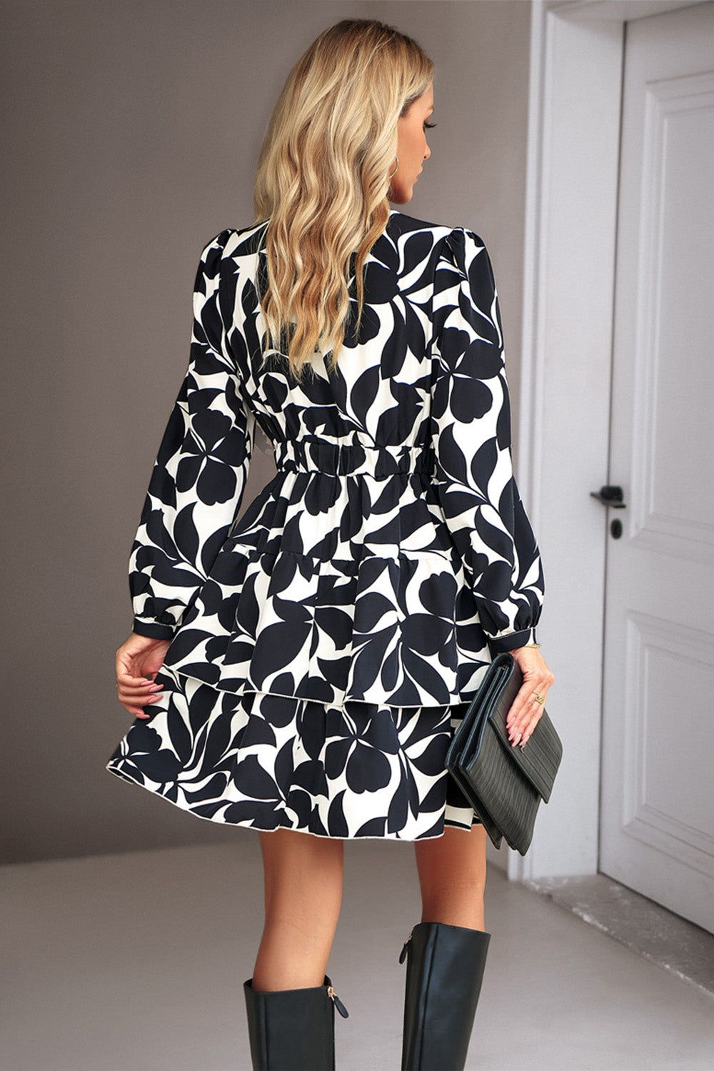 Black Long Sleeves Printed Casual Dress sold by Zapaka product image thumbnail 2