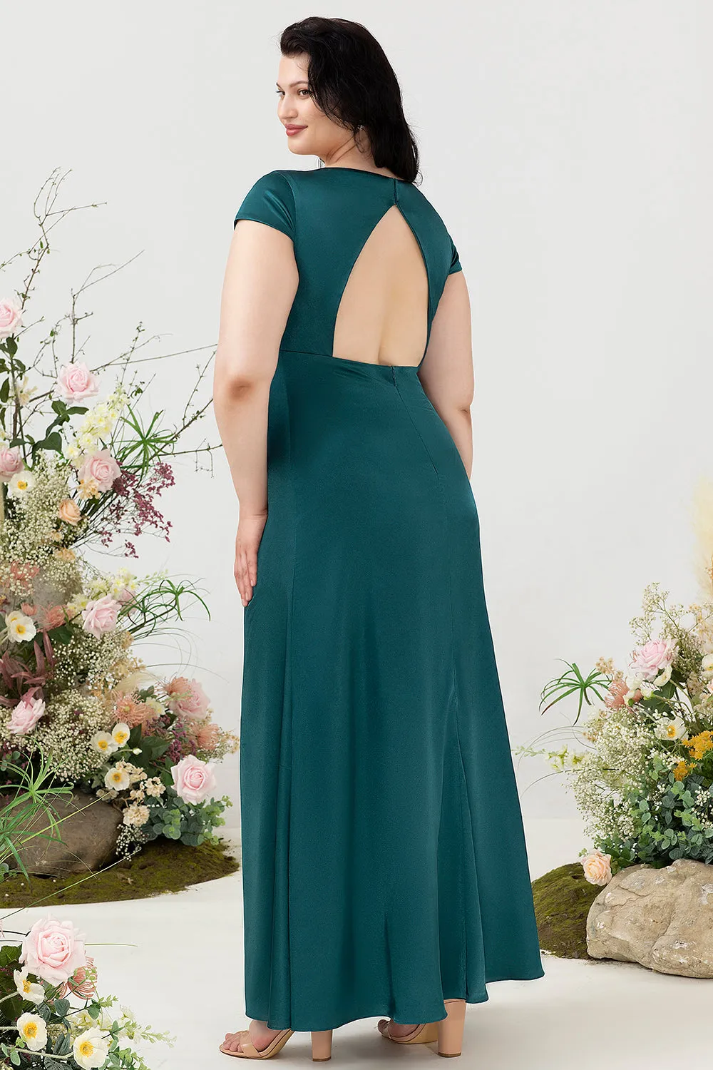 A Line V Neck Dark Green Plus Size Bridesmaid Dress with Open Back sold by Zapaka product image thumbnail 2