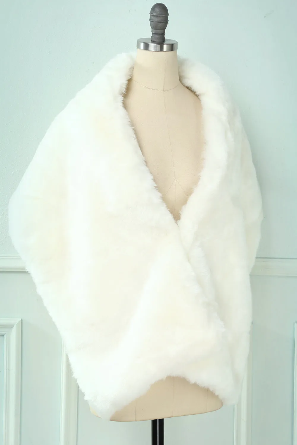 Gorgeous Warm Shawl sold by Zapaka product image thumbnail 3