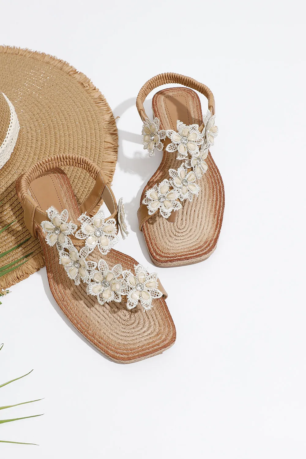 White Lace Flowers Flat Sandals for Summer Beach sold by Zapaka product image thumbnail 3