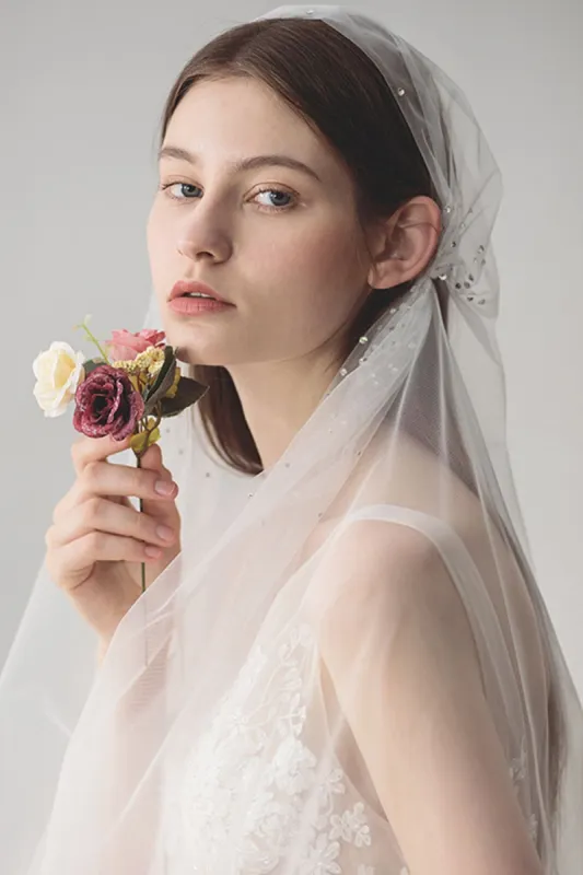 Vintage Hat Style Bridal Veils with Beading sold by Zapaka