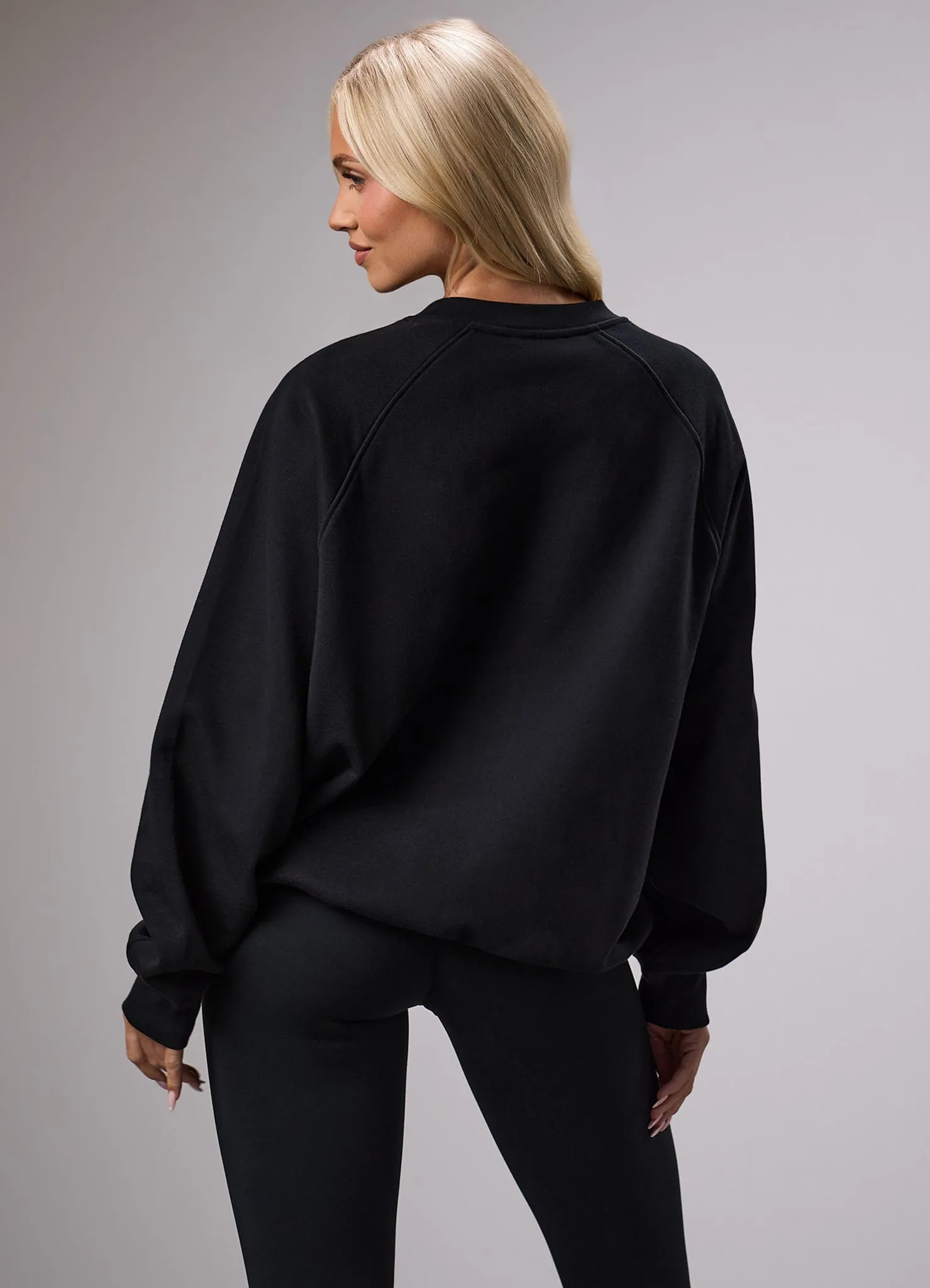 GKW Sports Luxe V Neck Crew - Black sold by The Gym King product image thumbnail 4