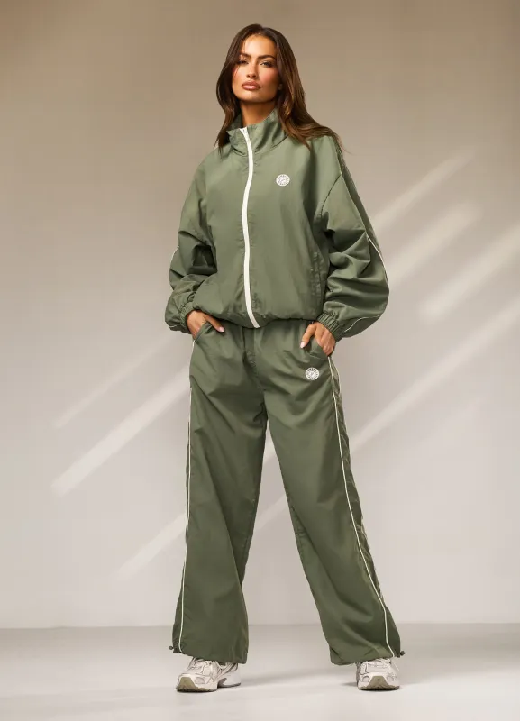 Gym King Composure Woven Tracksuit - Fern made by The Gym King