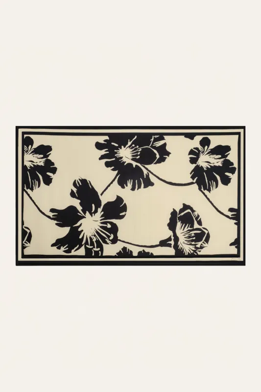 Delicate Astromelia Shawl made by Johanna Ortiz