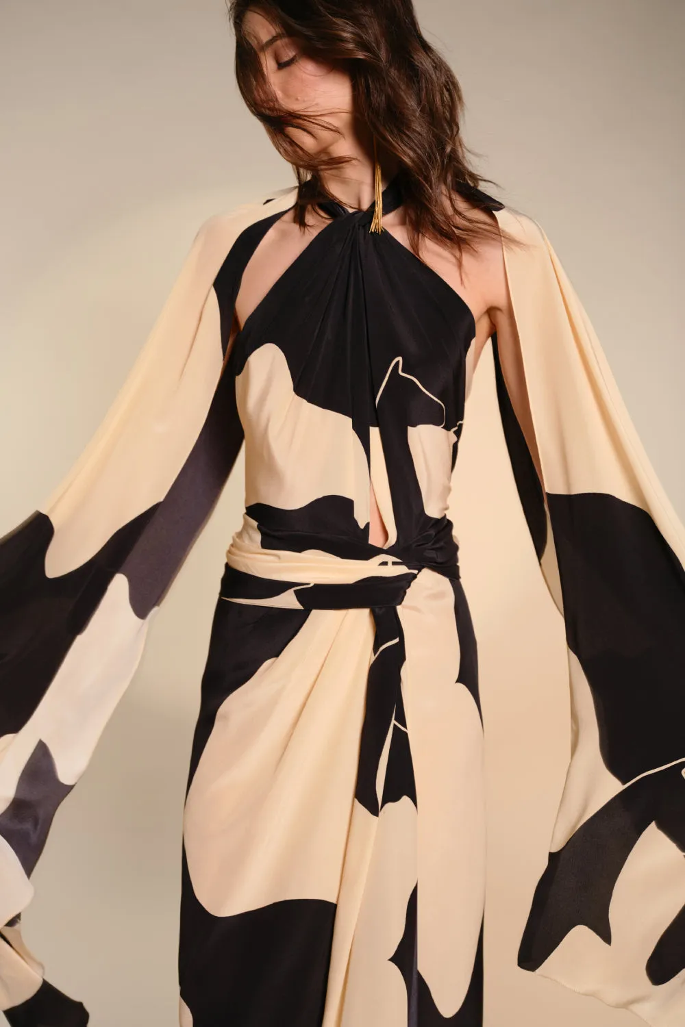 Shadows Dress sold by Johanna Ortiz product image thumbnail 2