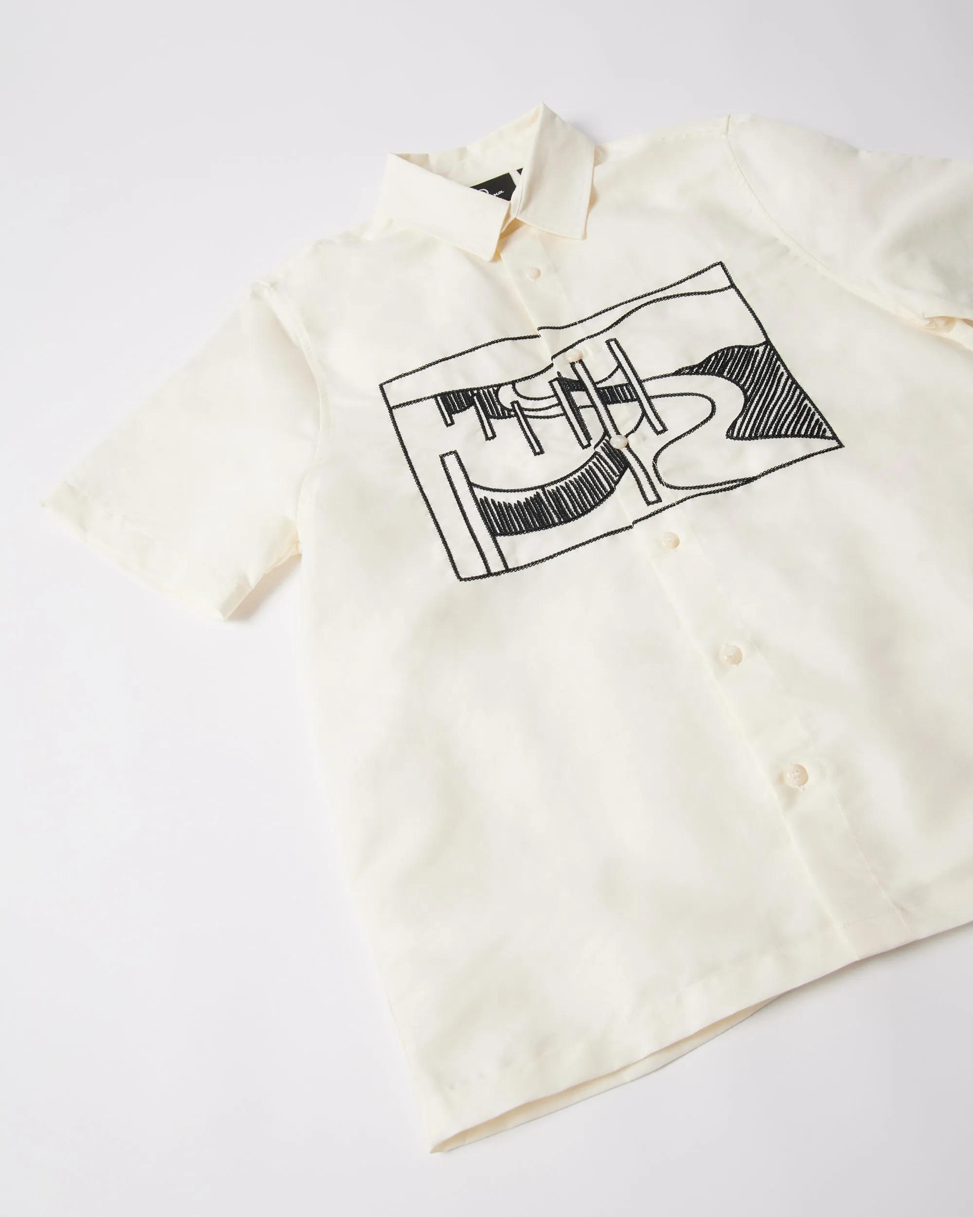 The dunes short sleeve shirt sold by by Parra