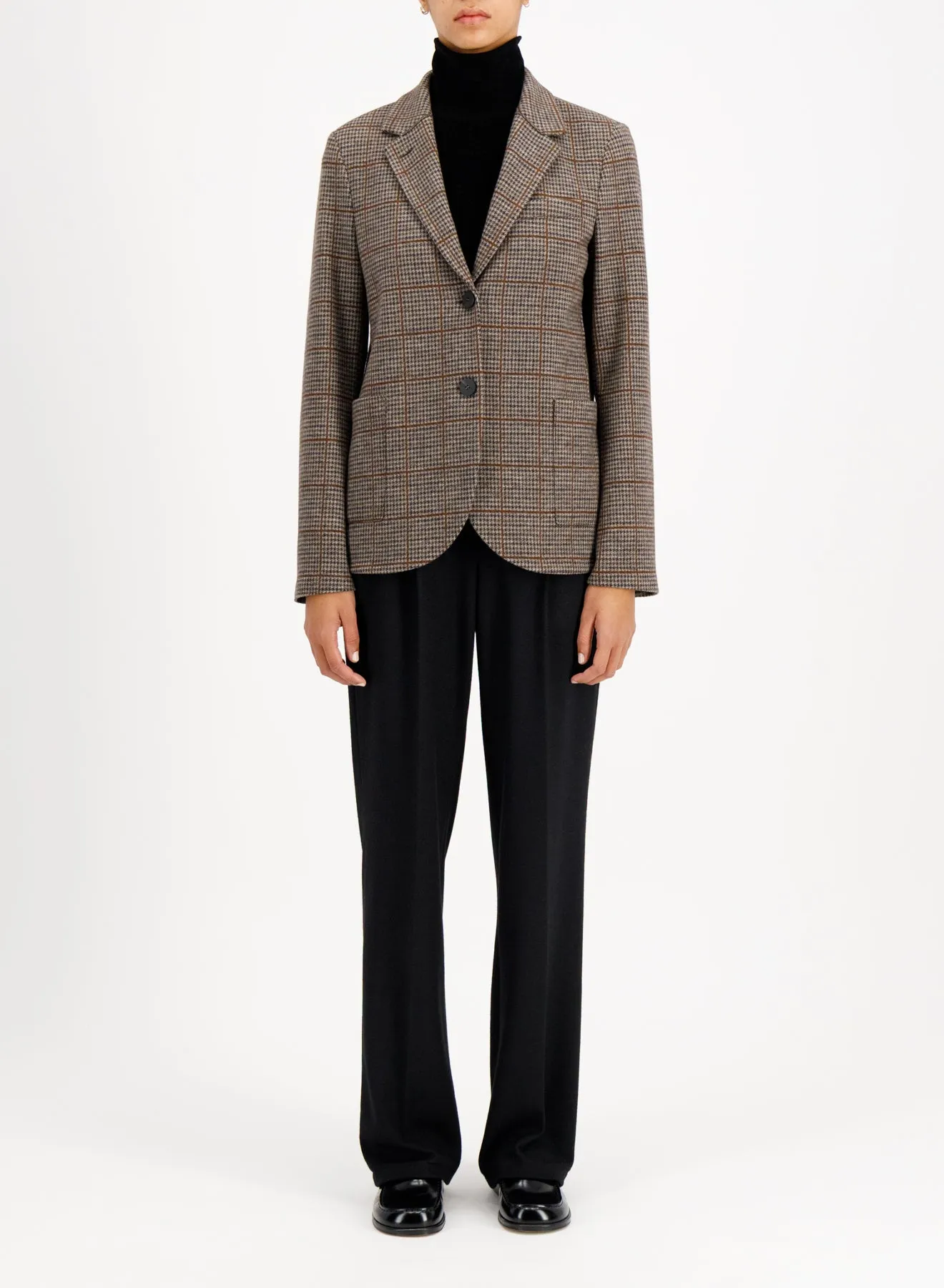 Stand up collar blazer crafted with Loro Piana fabric sold by Harris Wharf London product image thumbnail 3