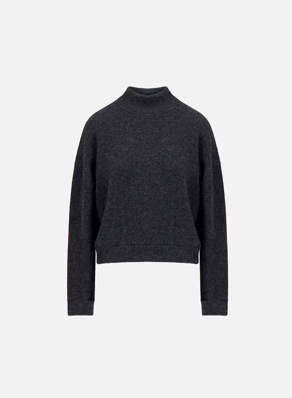 Turtleneck knitted sweat made by Harris Wharf London