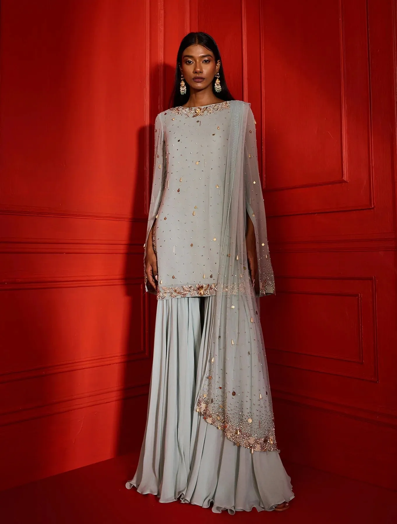 Ariana sold by Market