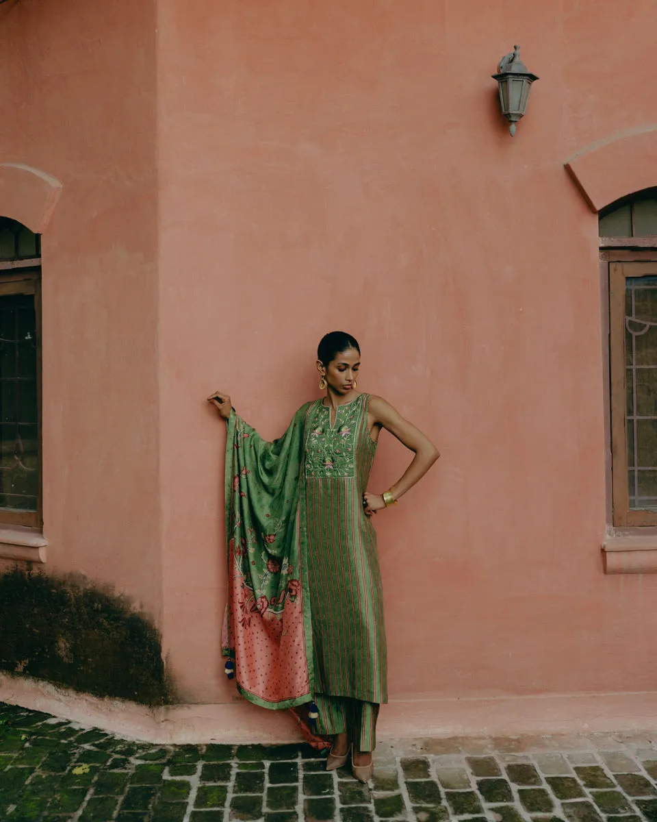 Jade Green Kurta sold by Market product image thumbnail 3