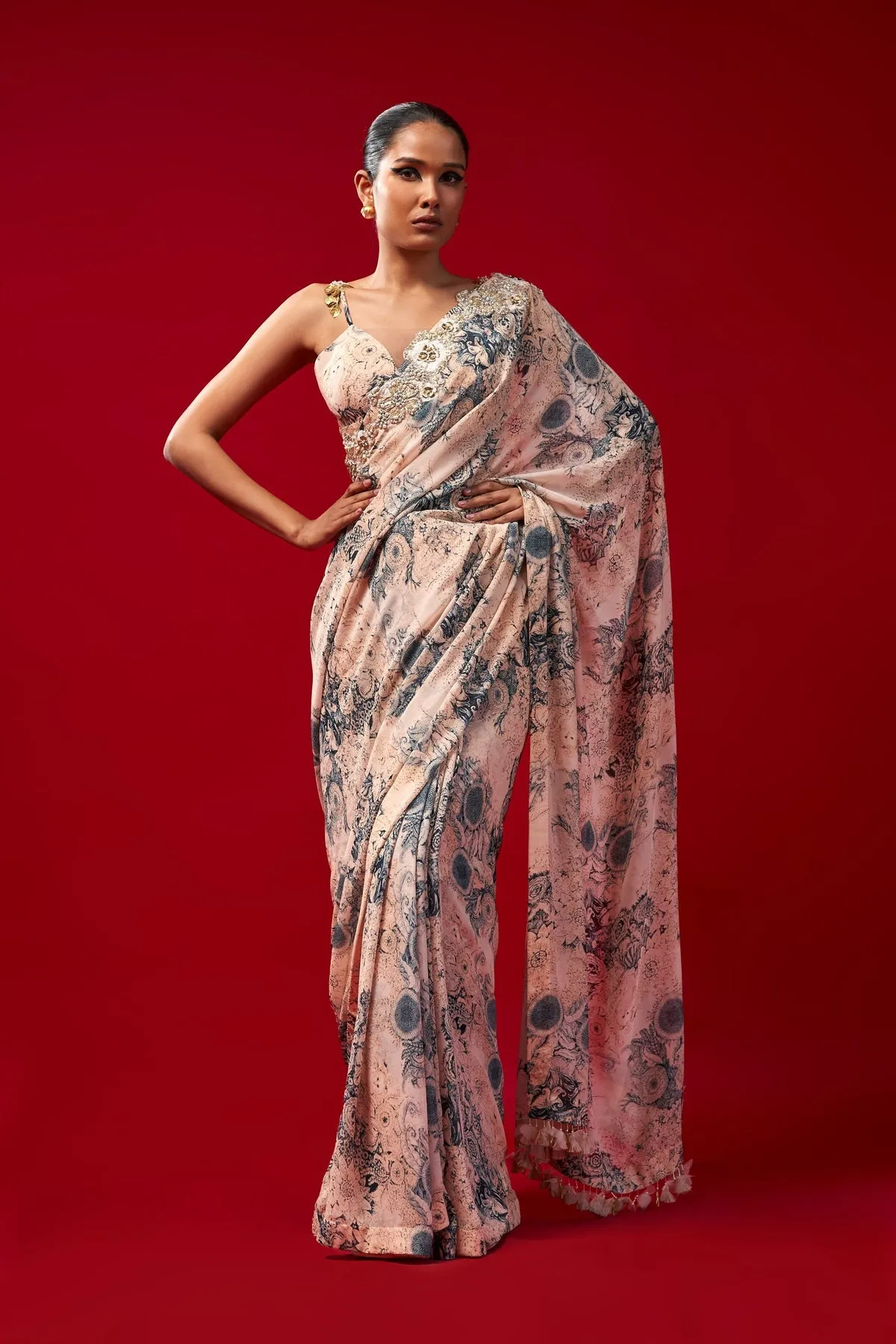 Blossom Saree sold by Market product image thumbnail 2