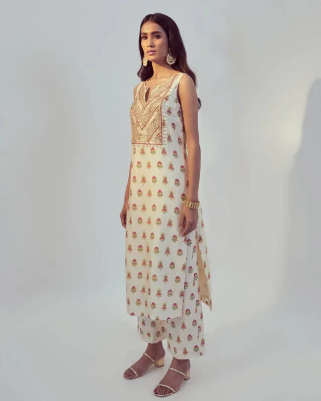 Ivory Printed Kurta Set made by Market