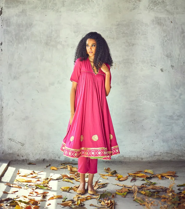 Gulabi Poshak Set made by Market