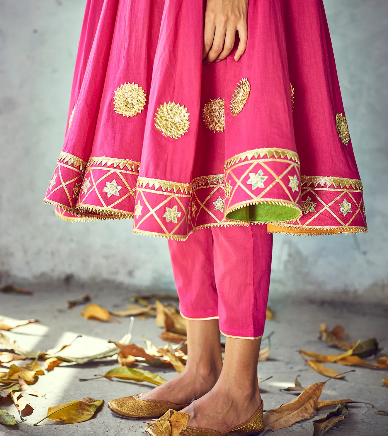 Gulabi Poshak Set sold by Market product image thumbnail 3