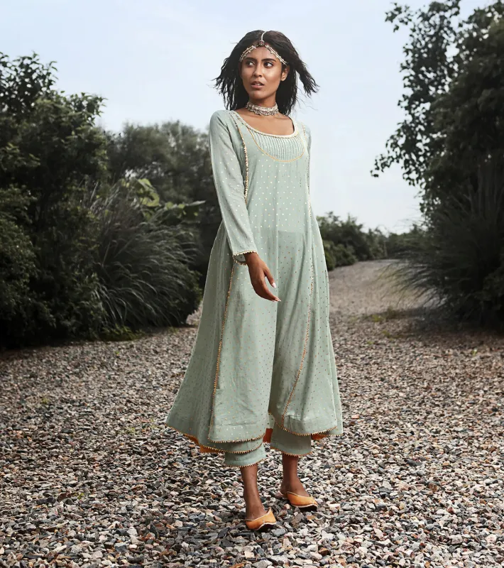 Zeenat sold by Market