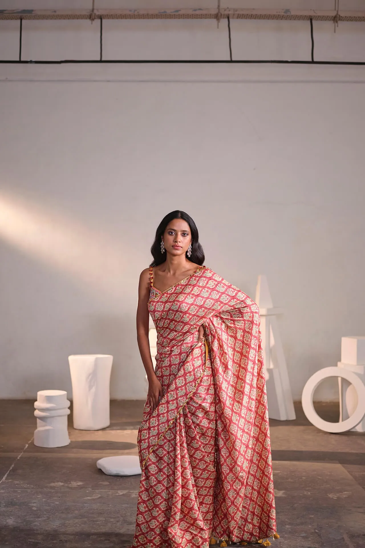 Cream Rose Saree sold by Market