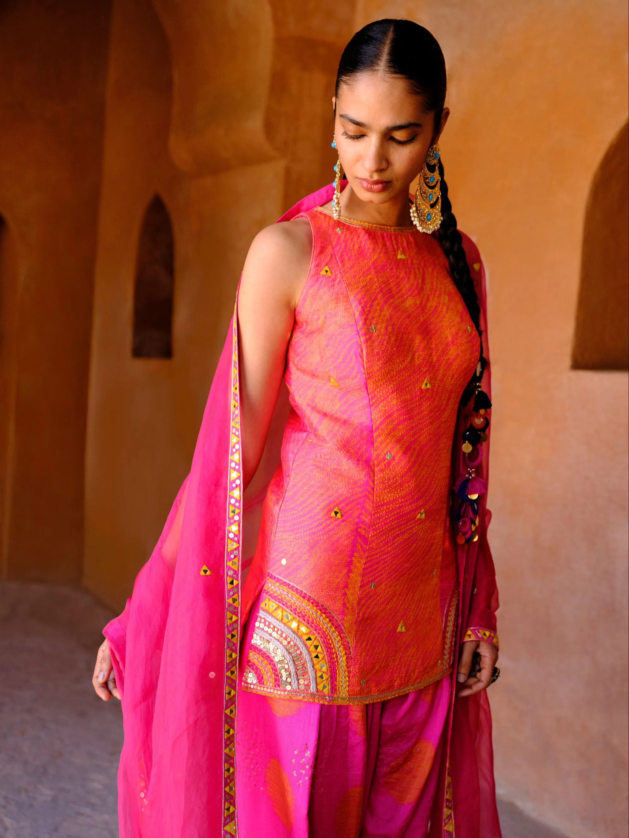 Suhana Farshi Set sold by Market product image thumbnail 3