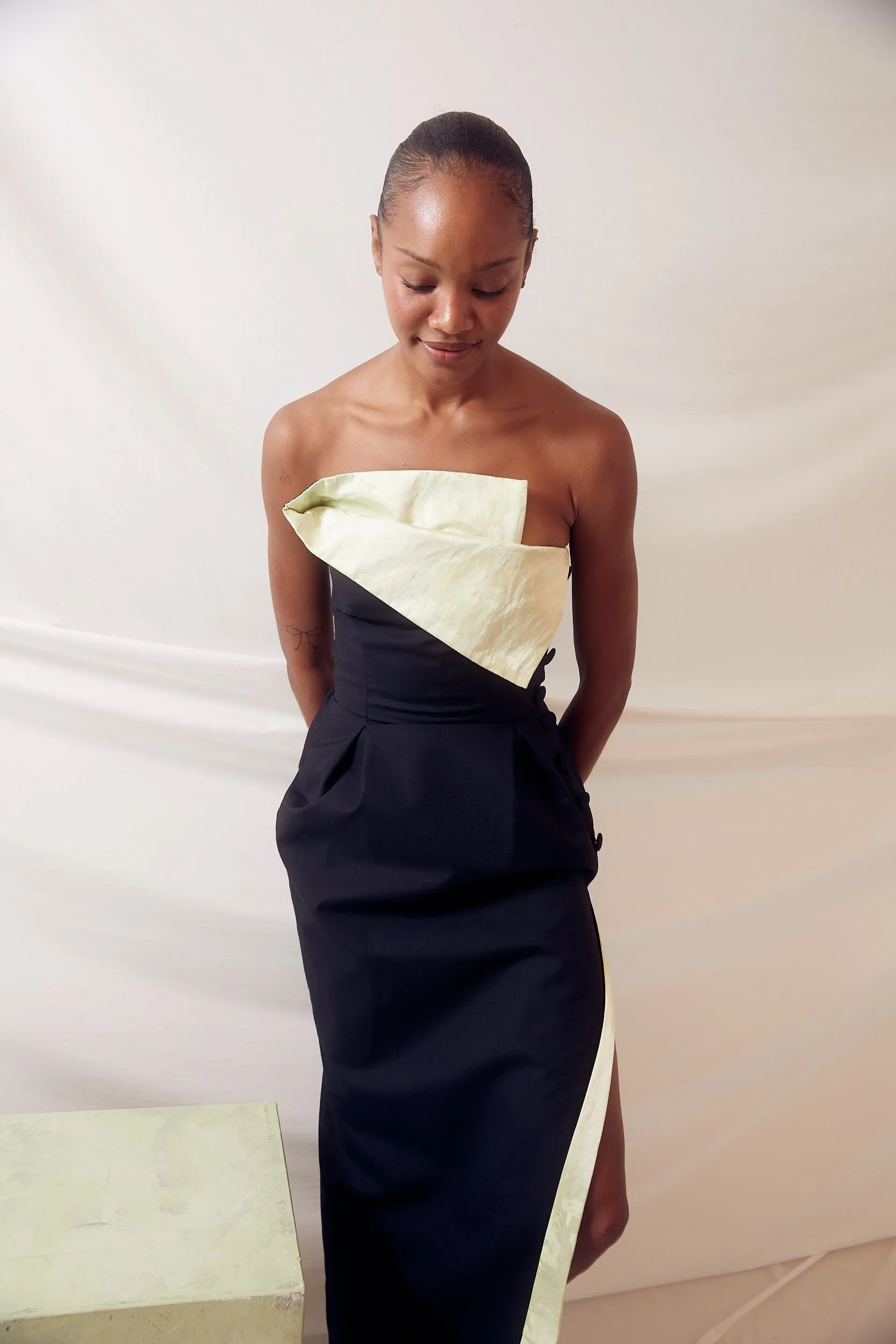 Peep Lapel Gown in Ridged Cotton sold by Rosie Assoulin product image thumbnail 5