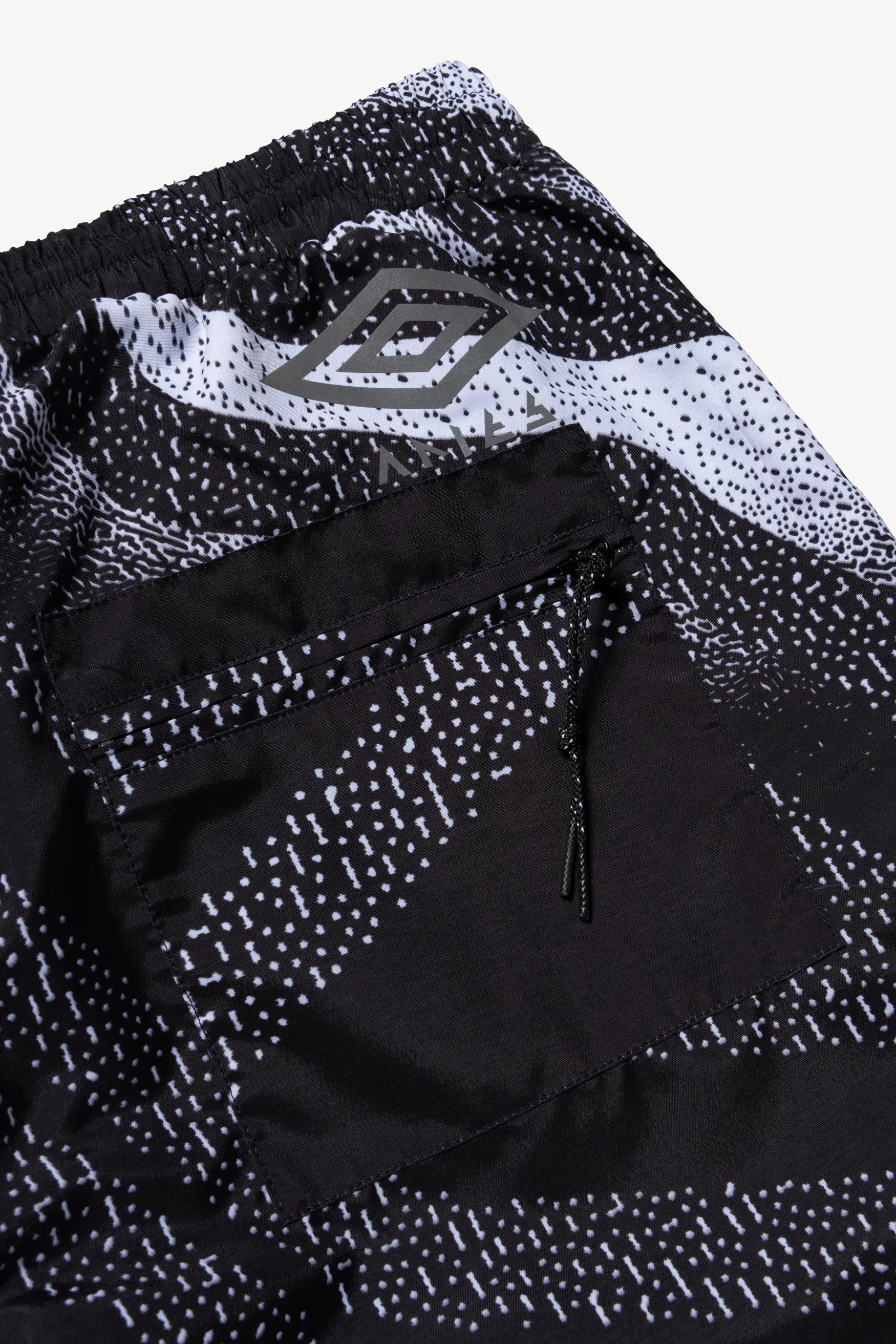 Aries x Umbro Training Pant sold by ARIES product image thumbnail 4