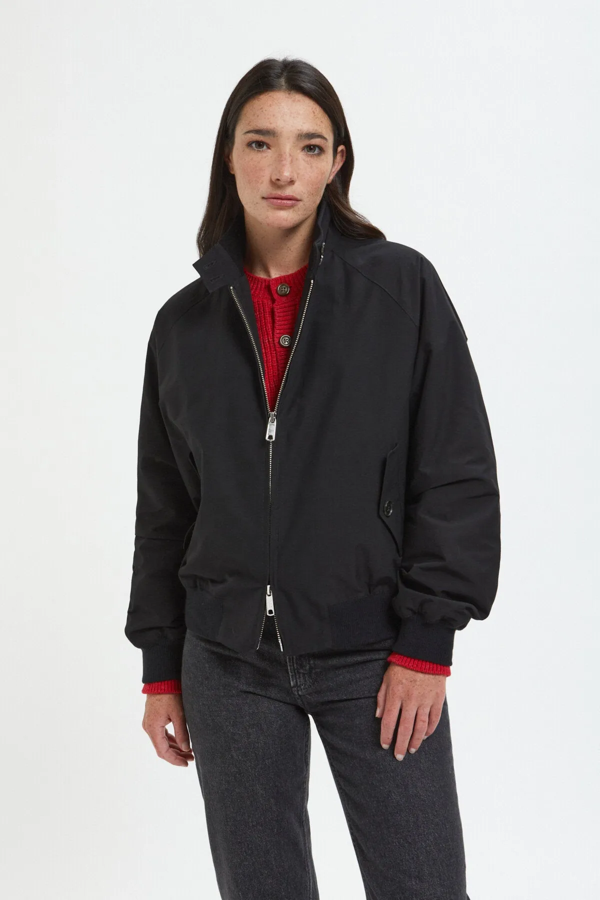 G9 Woman sold by Baracuta