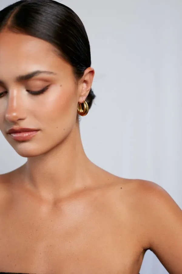 Golden Curve Hoops Bold sold by Anni Lu product image thumbnail 2