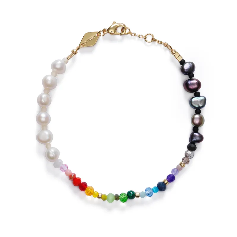 Iris Pearl Bracelet made by Anni Lu