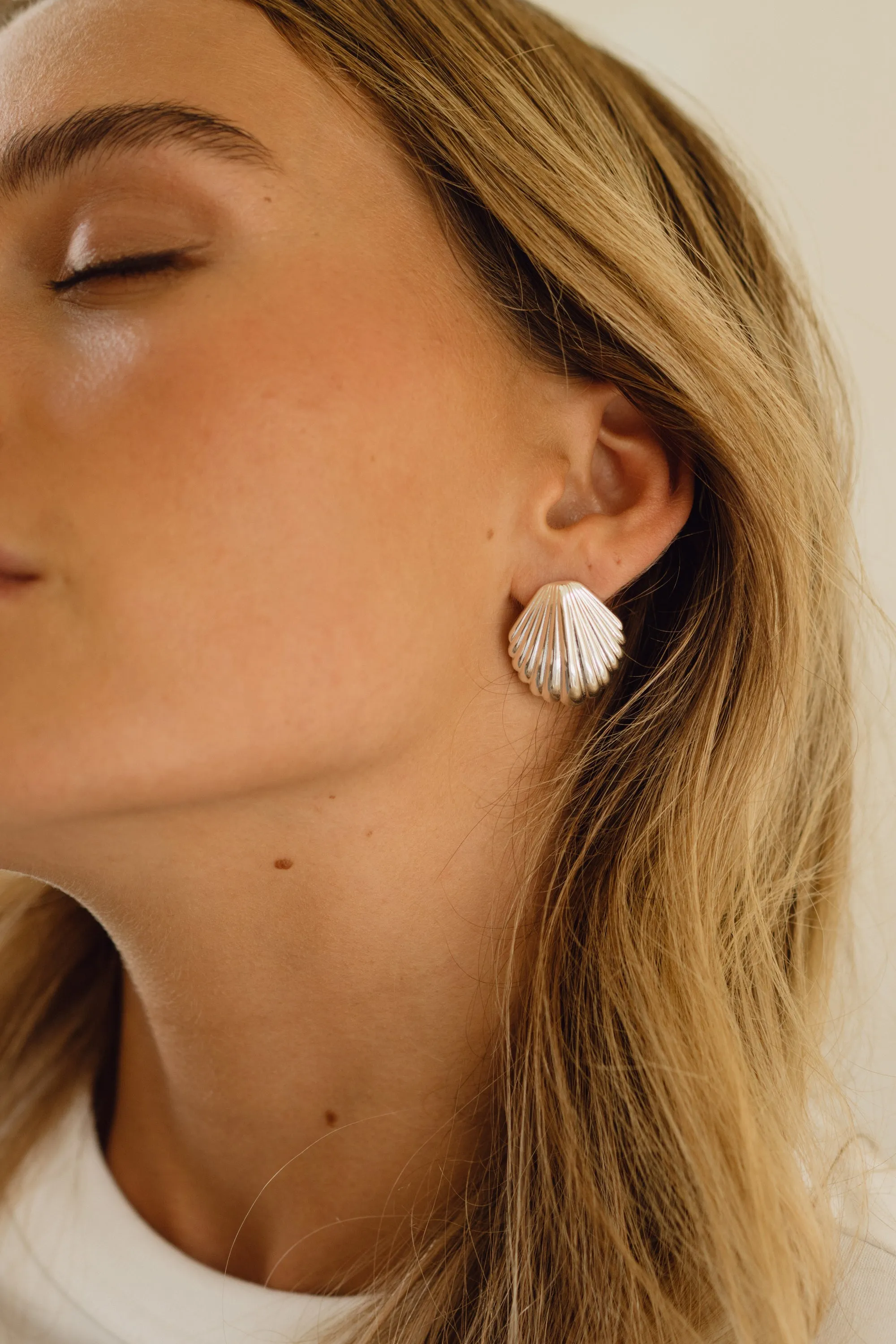 Ocean Treasure Earring sold by Anni Lu product image thumbnail 2