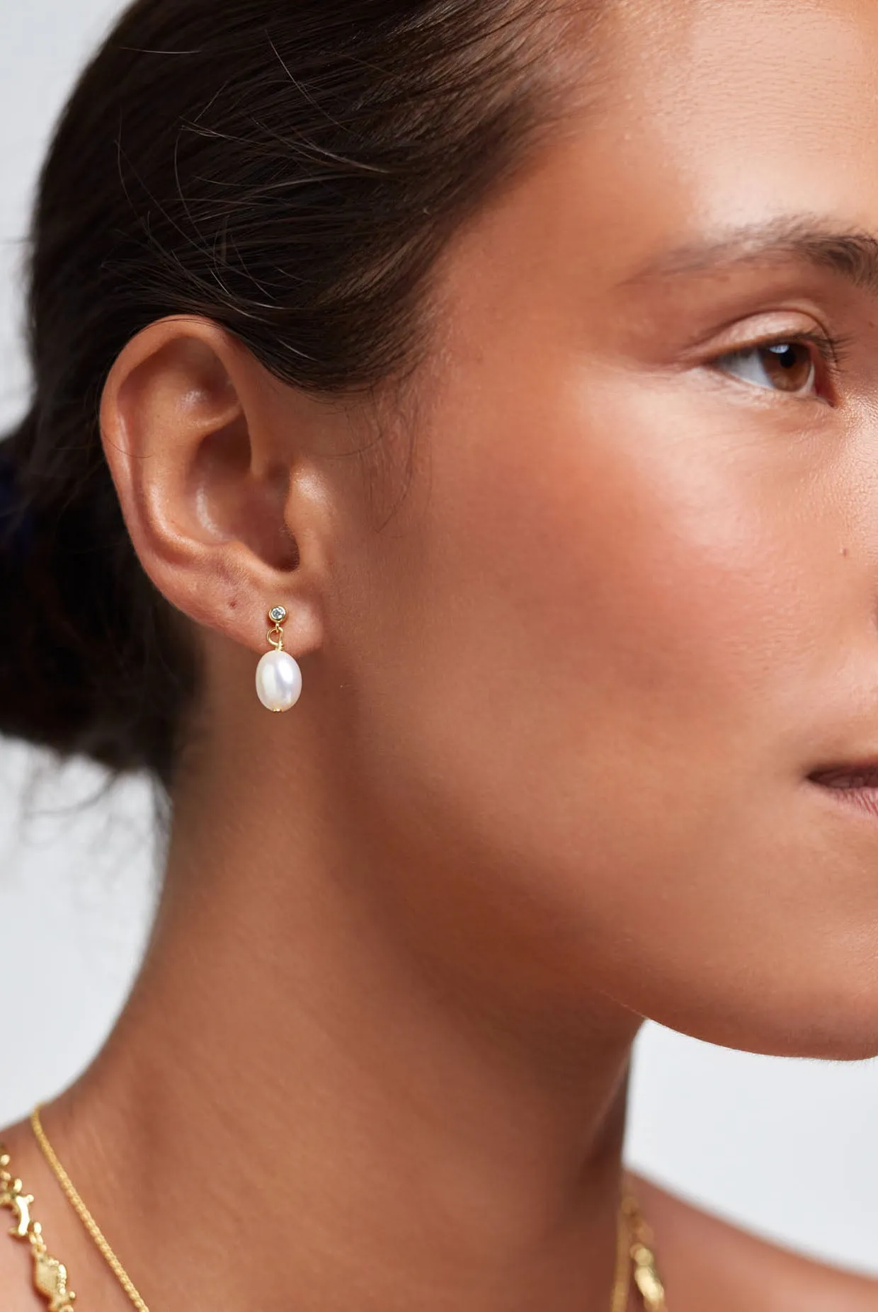 Pearly Earring sold by Anni Lu product image thumbnail 3