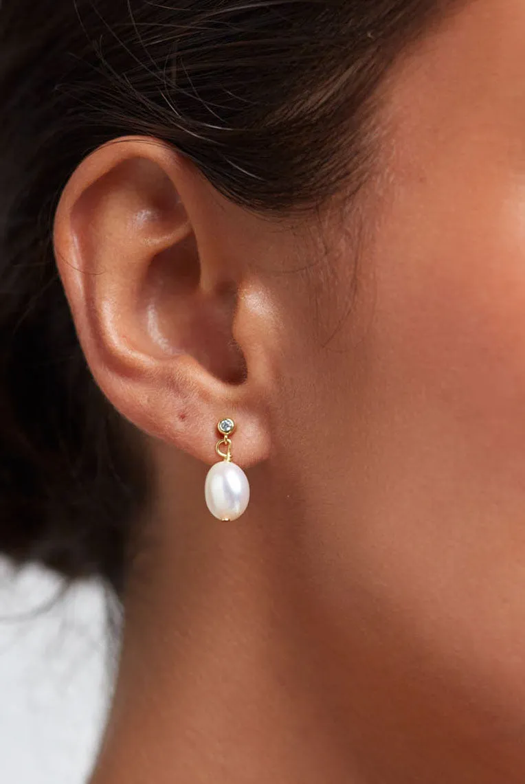 Pearly Earring sold by Anni Lu product image thumbnail 2