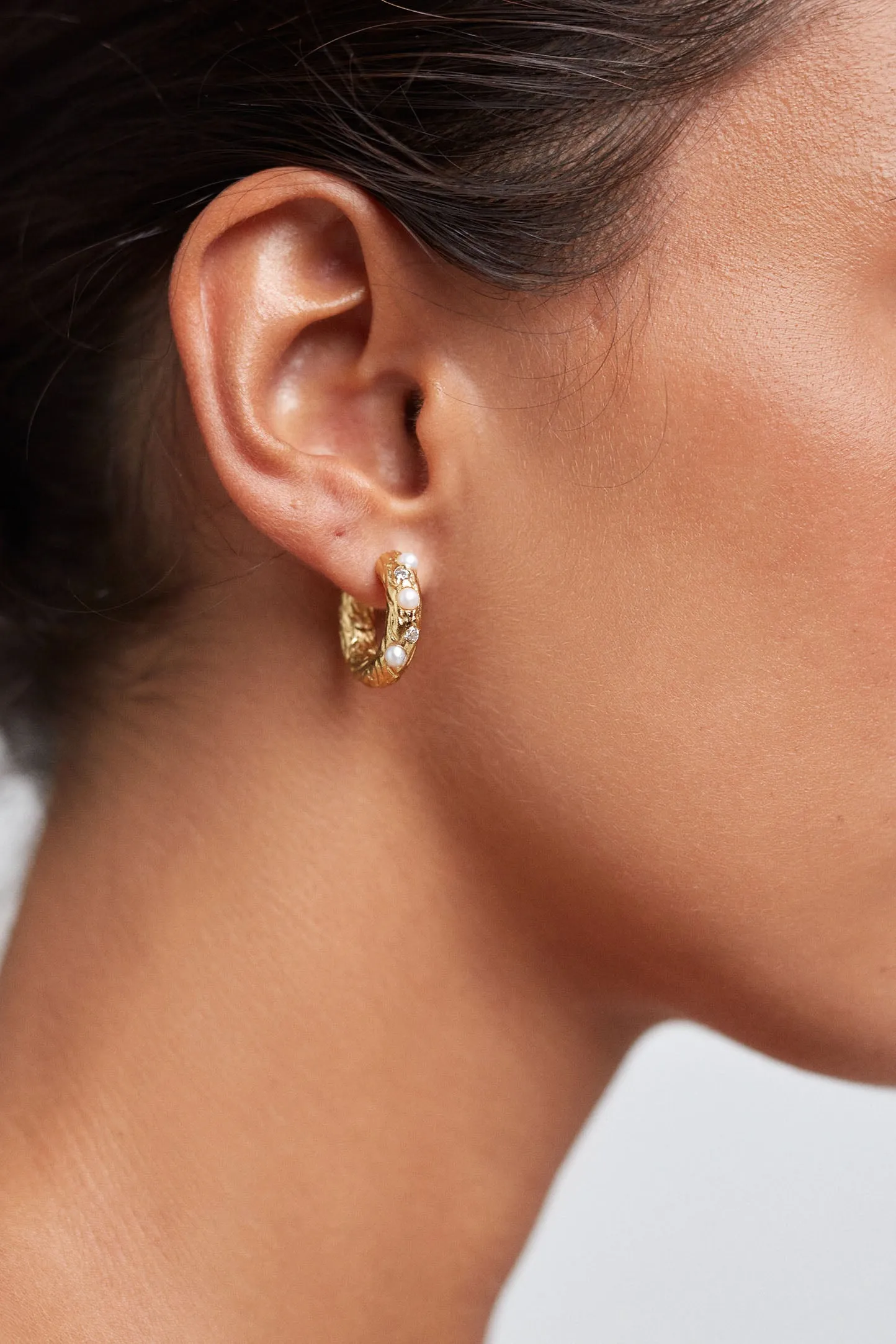 Gem in a Hoop sold by Anni Lu product image thumbnail 2