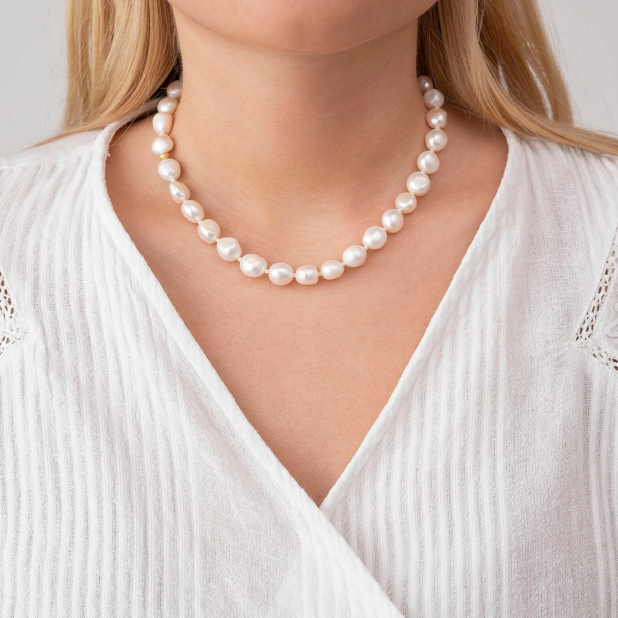 Stellar Pearly Necklace sold by Anni Lu product image thumbnail 5