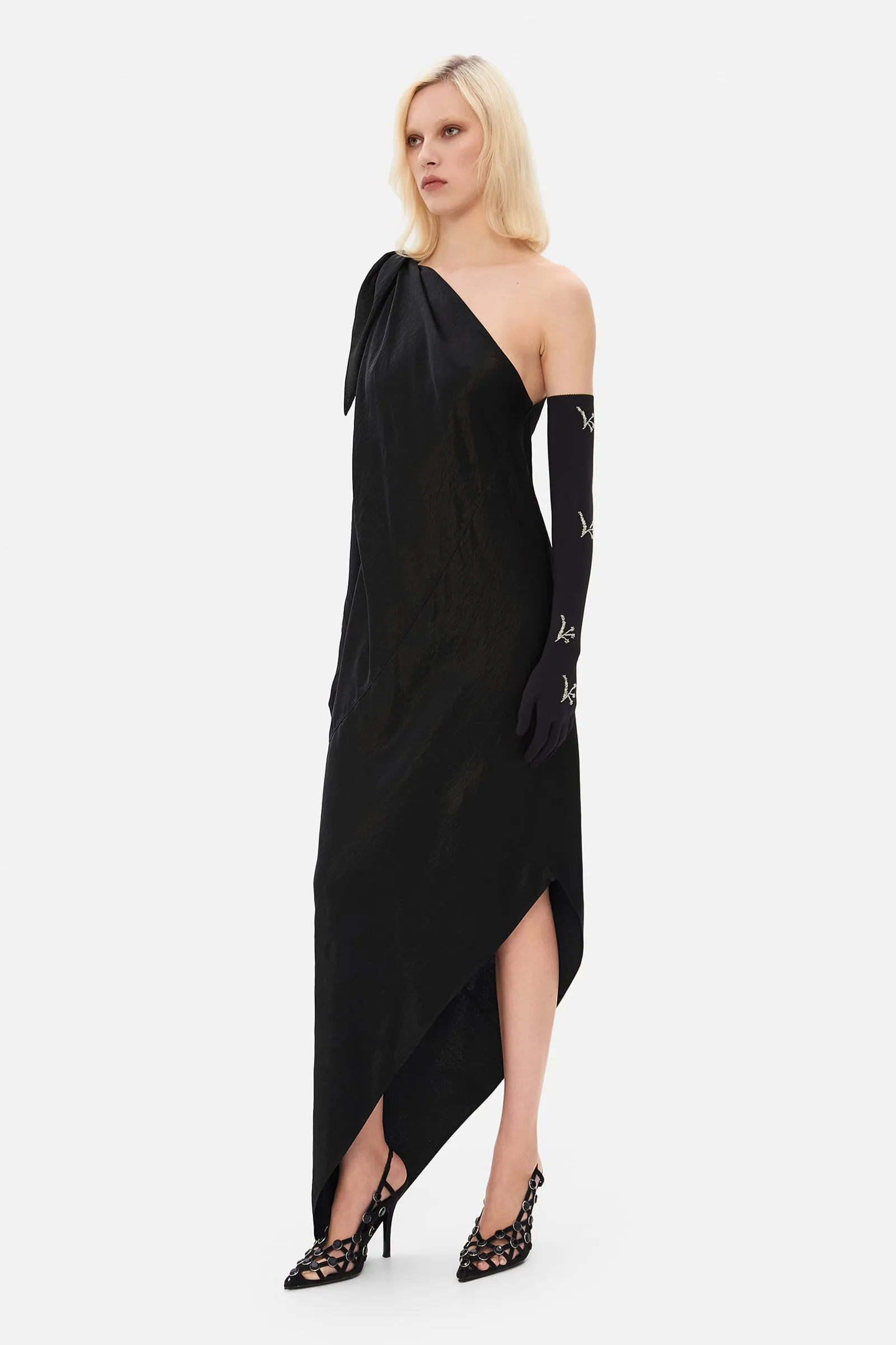 Desiree dress sold by Anna October product image thumbnail 3