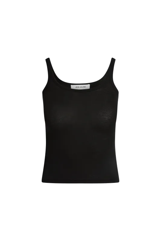 Scoop Tank made by Aya Muse