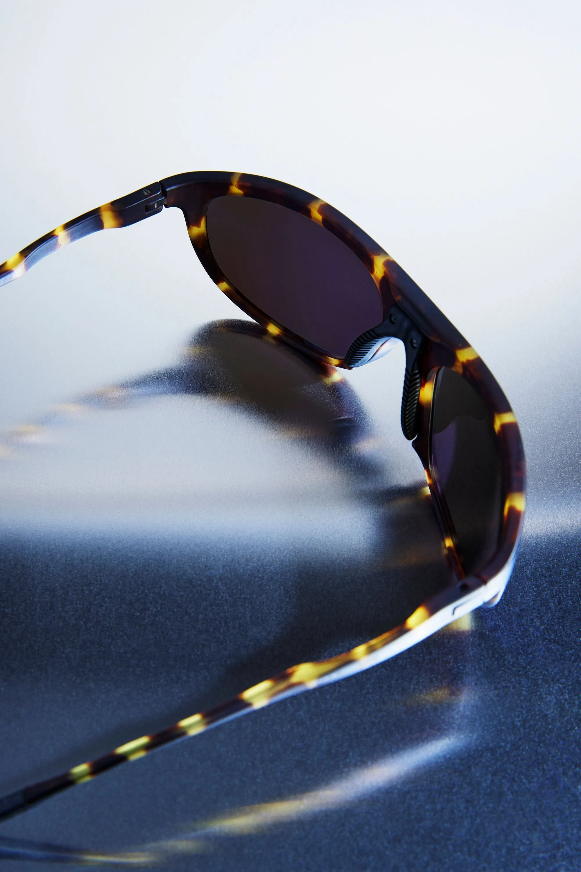 Takeyoshi Altitude Master Tortoise, D+ Blue Mirror sold by District Vision product image thumbnail 5