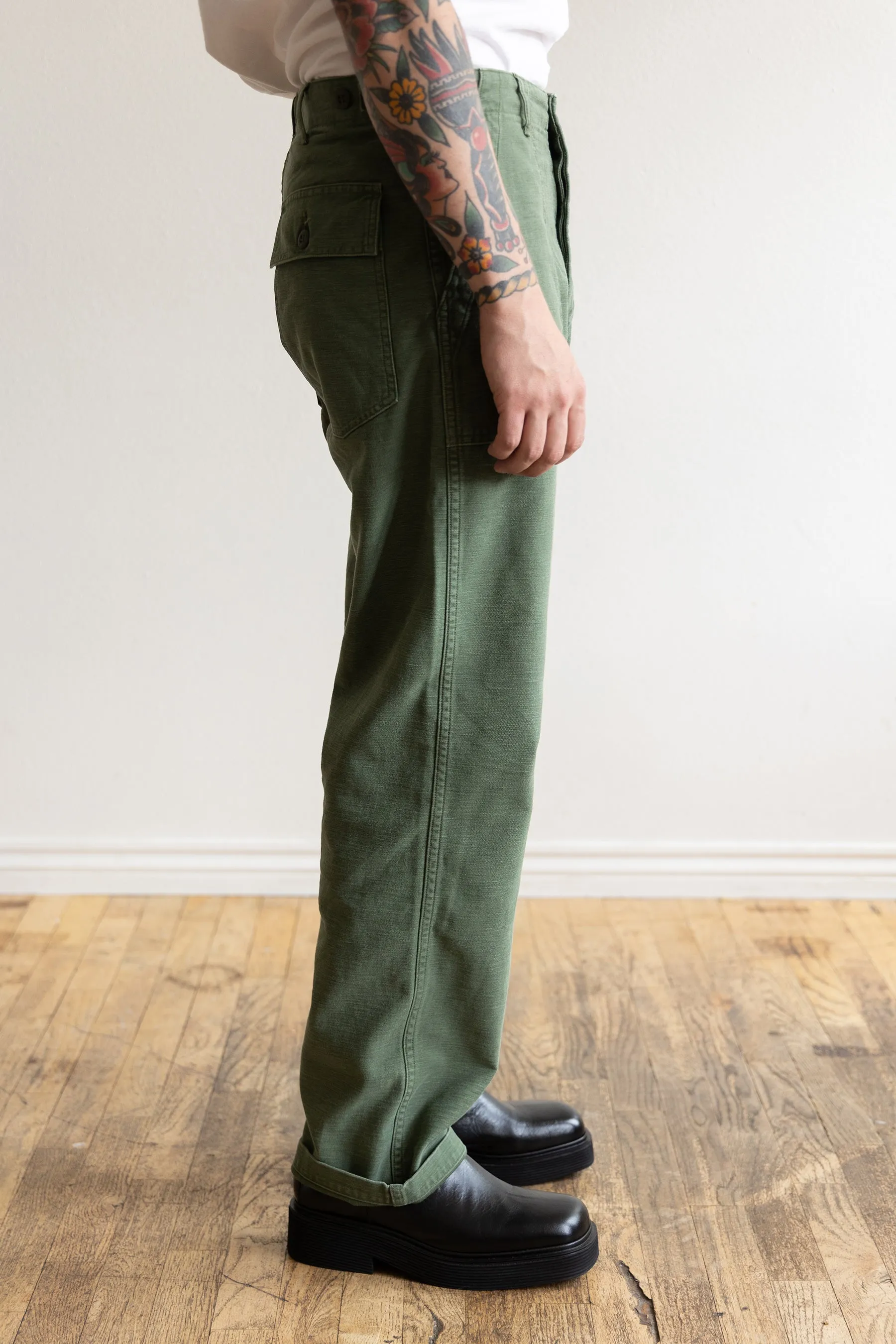 US Army Fatigue Pants (Regular Fit) - Green Used sold by Canoe Club product image thumbnail 5